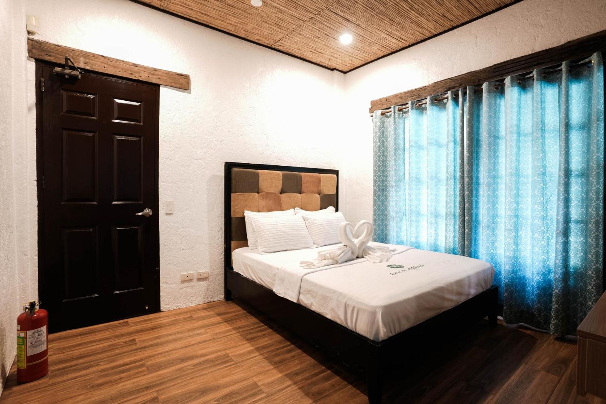 Casa De Celestina Private Resort Silang Екстериор снимка